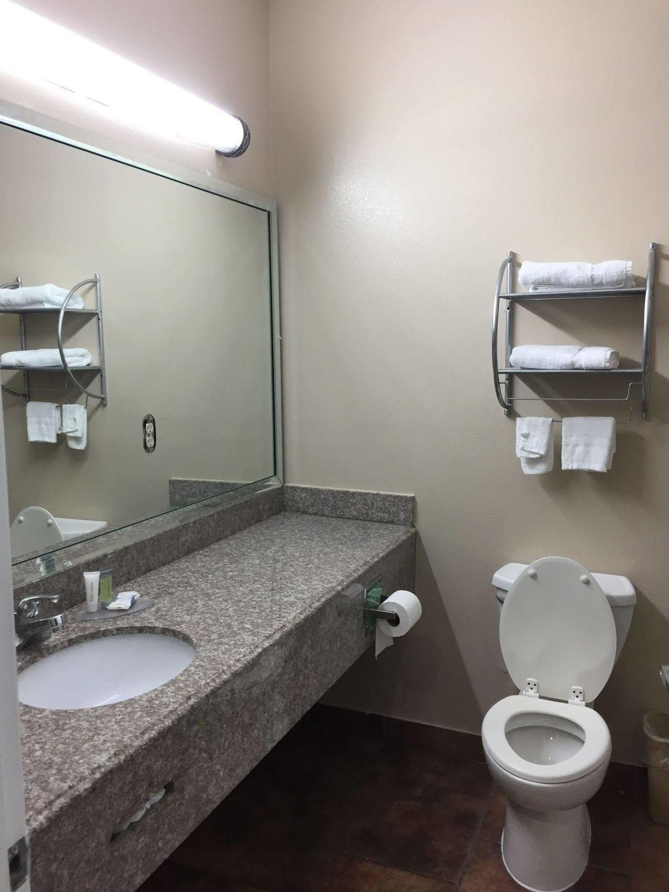 Barker Scottish Inns & Suites Timber Creek, Houston, Tx المظهر الخارجي الصورة